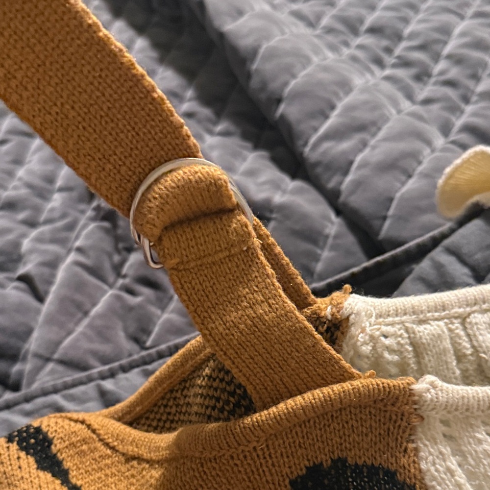 Leopard Print and Cream Sweater - Picture 7 of 7